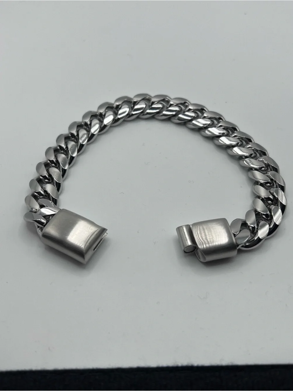 Stainless Steel Mens Curb Chain Bracelet - Silver